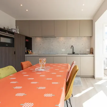 In Near The Οστένδη