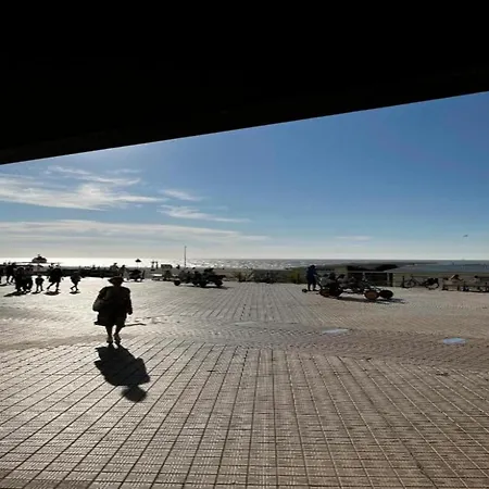 In Near The Διαμέρισμα